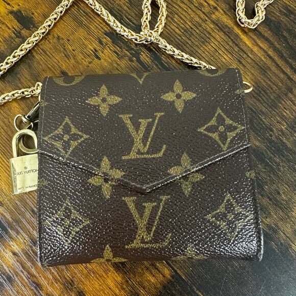 Louis Vuitton Vintage Monogram Compact Wallet - Picture 2 of 16